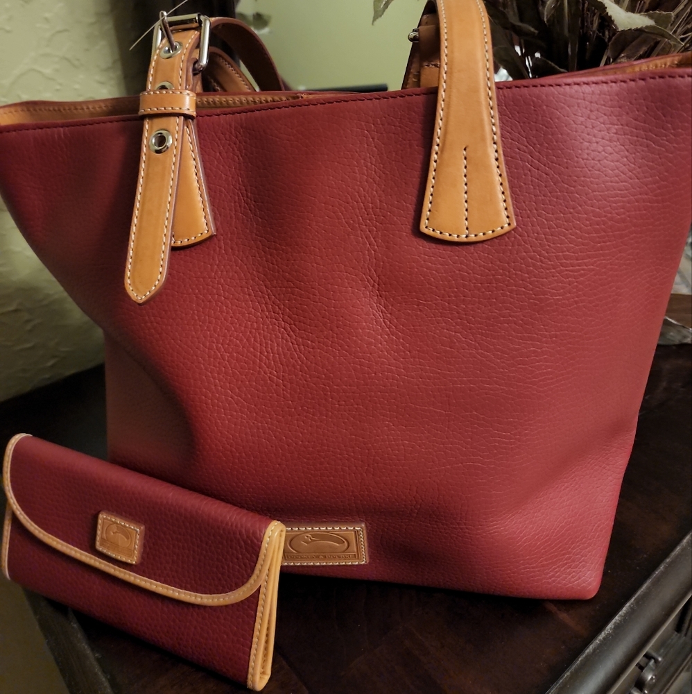 Price reduction!! Dooney and Bourke tote and wallet